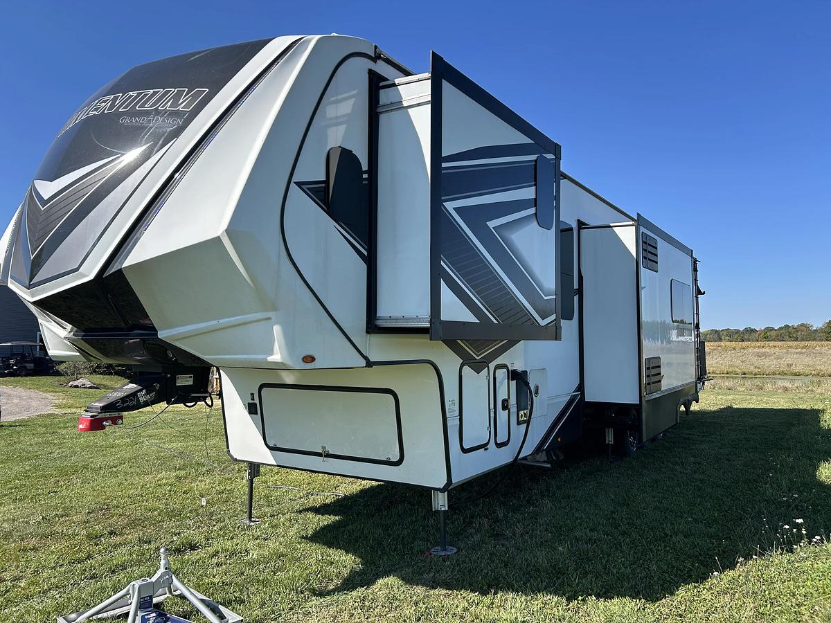 Used 2022 Grand Design Momentum 395MS