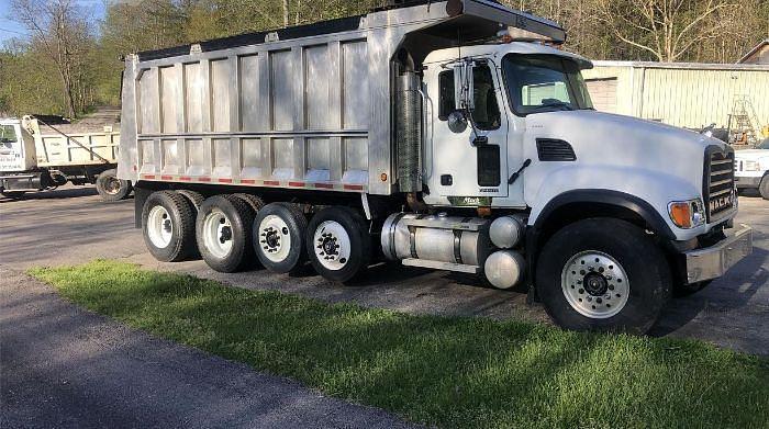 Used 2006 Mack Granite CV713