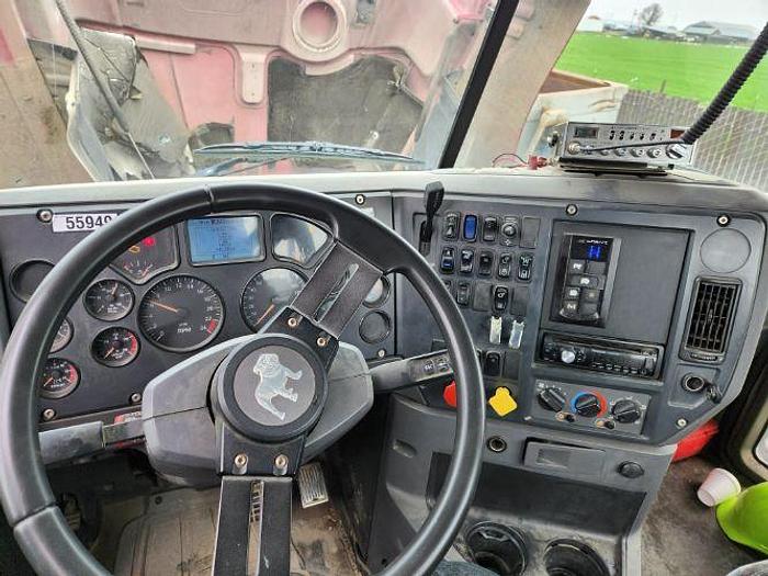 Used 2011 Mack CXU612