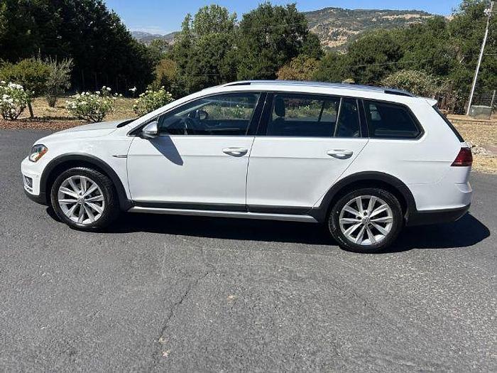 Used 2017 Volkswagen Golf Alltrack S