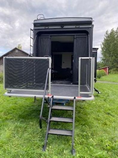 Used 2018 Jayco Seismic 4114