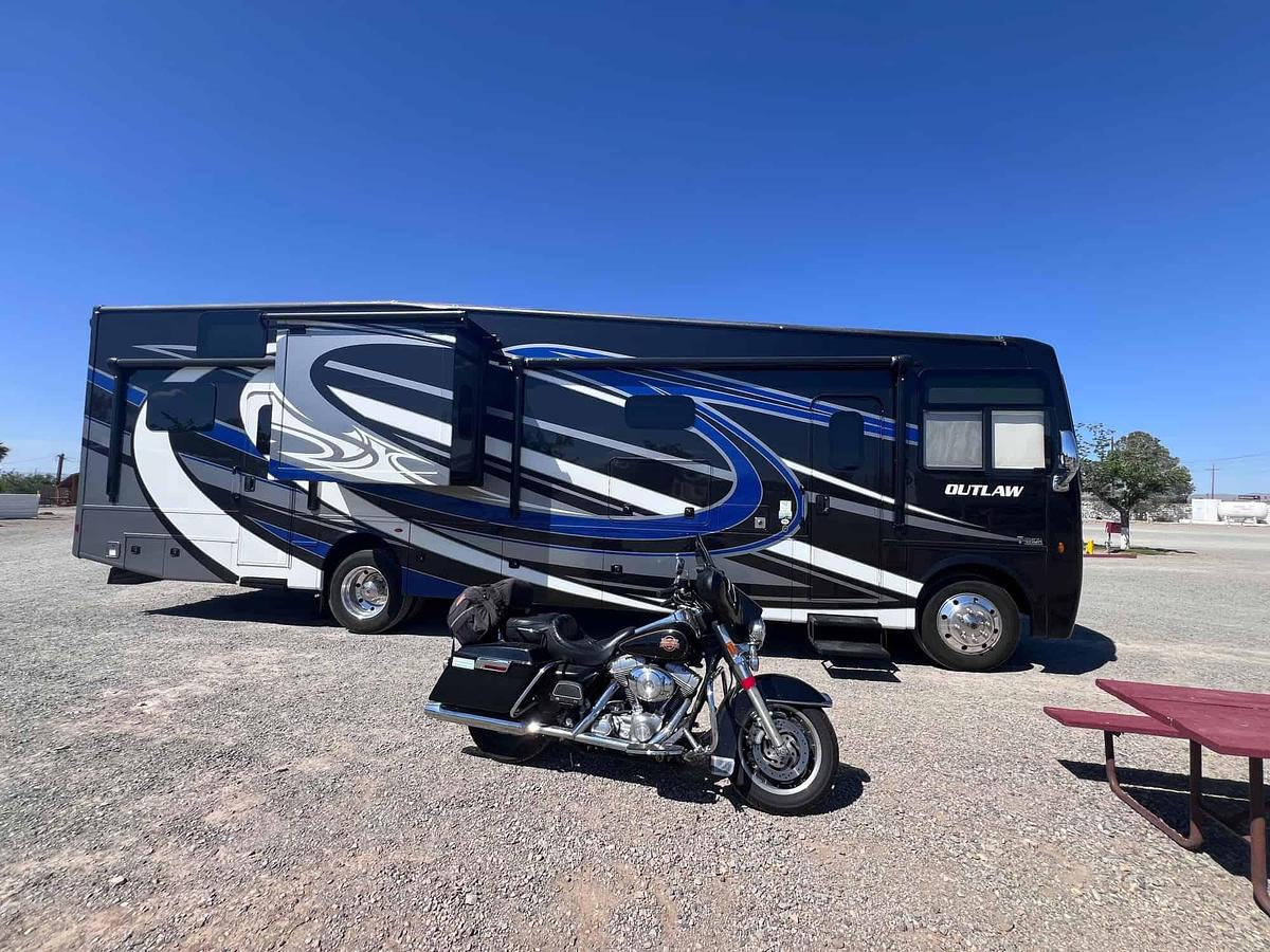 Used 2020 Thor Motor Coach Outlaw 37RB