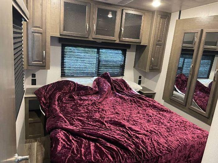 Used 2021 Keystone Cougar 354FLS