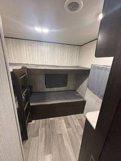 Used 2021 Heartland Pioneer BH305