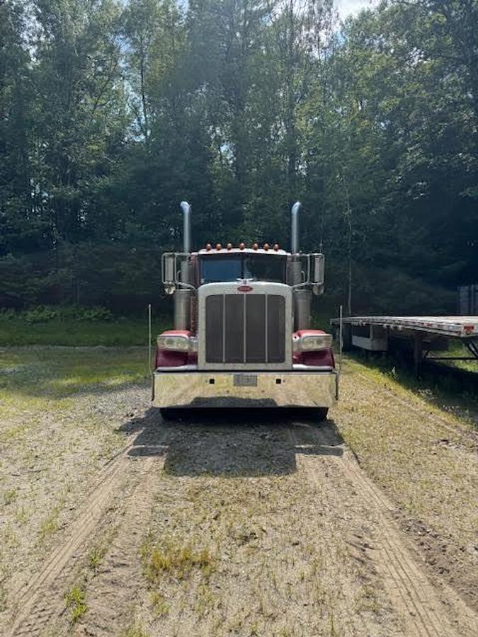 Used 2009 Peterbilt 389