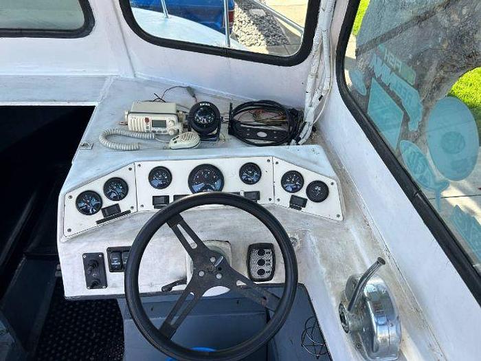 Used 1973 Caravelle Off-Shore Fishing Boat