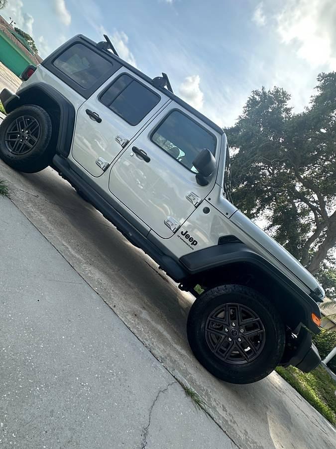 Used 2024 Jeep Wrangler Unlimited Sport 4X4