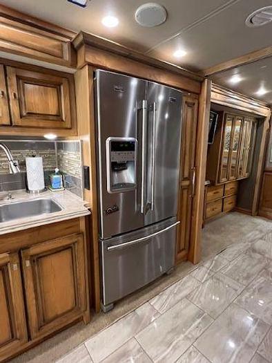Used 2018 Tiffin Motorhomes Phaeton 37BH