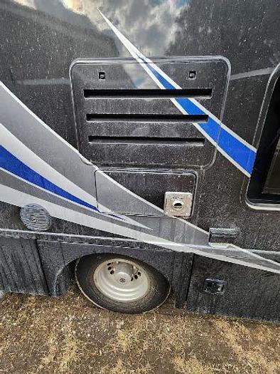 Used 2017 Thor Motor Coach Siesta 24SS