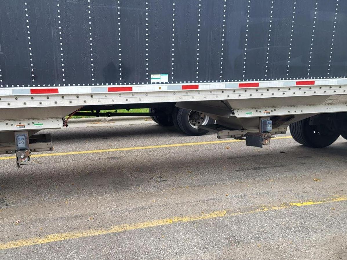 Used 2022 Prestige 40ft X 96in Hopper Trailer