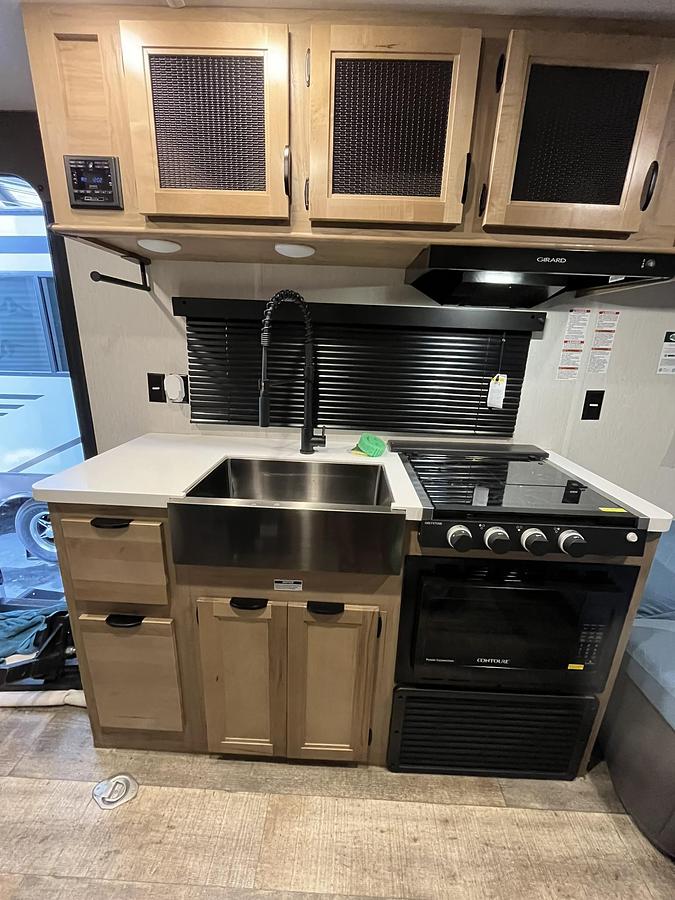 Used 2024 Forest River Cherokee Grey Wolf Black Label 22RRBL Travel Trailer Toy Hauler