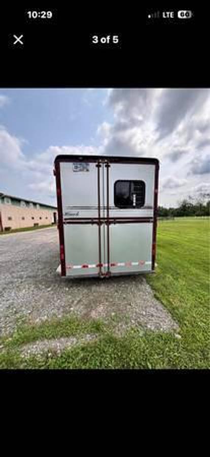 Used 2005 Hawk 5 Horse Slant