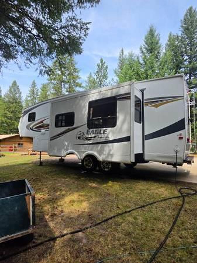 Used 2011 Jayco Eagle Super Lite 29.5' Fifth Wheel