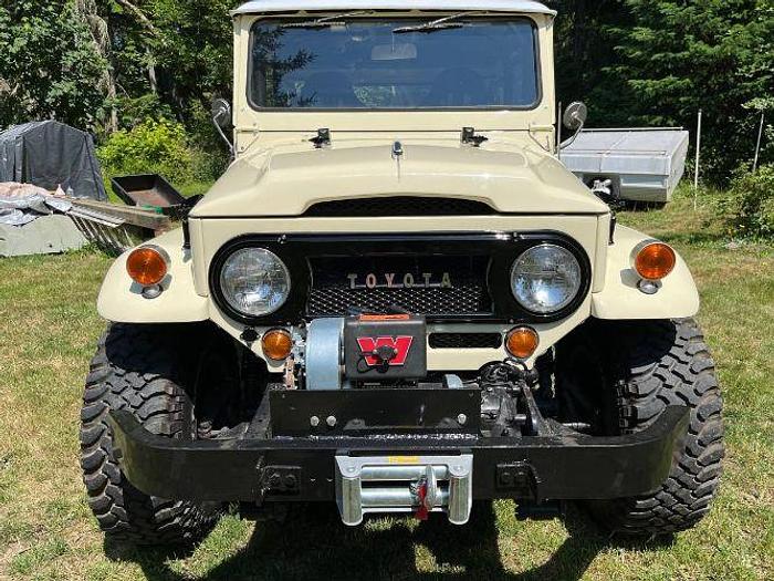 Used 1969 Toyota Landcruisers FJ40