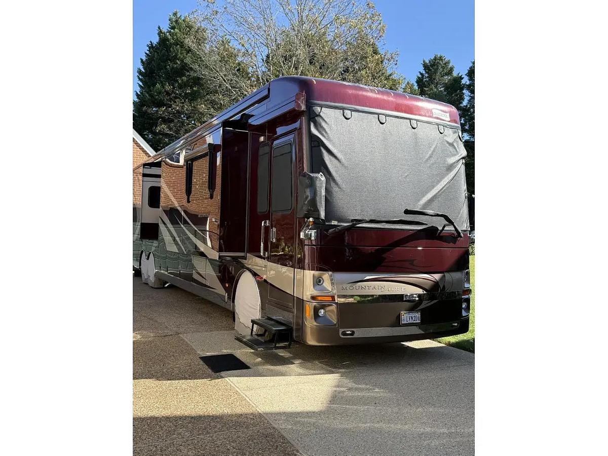 Used 2014 Newmar Mountain Aire 4369