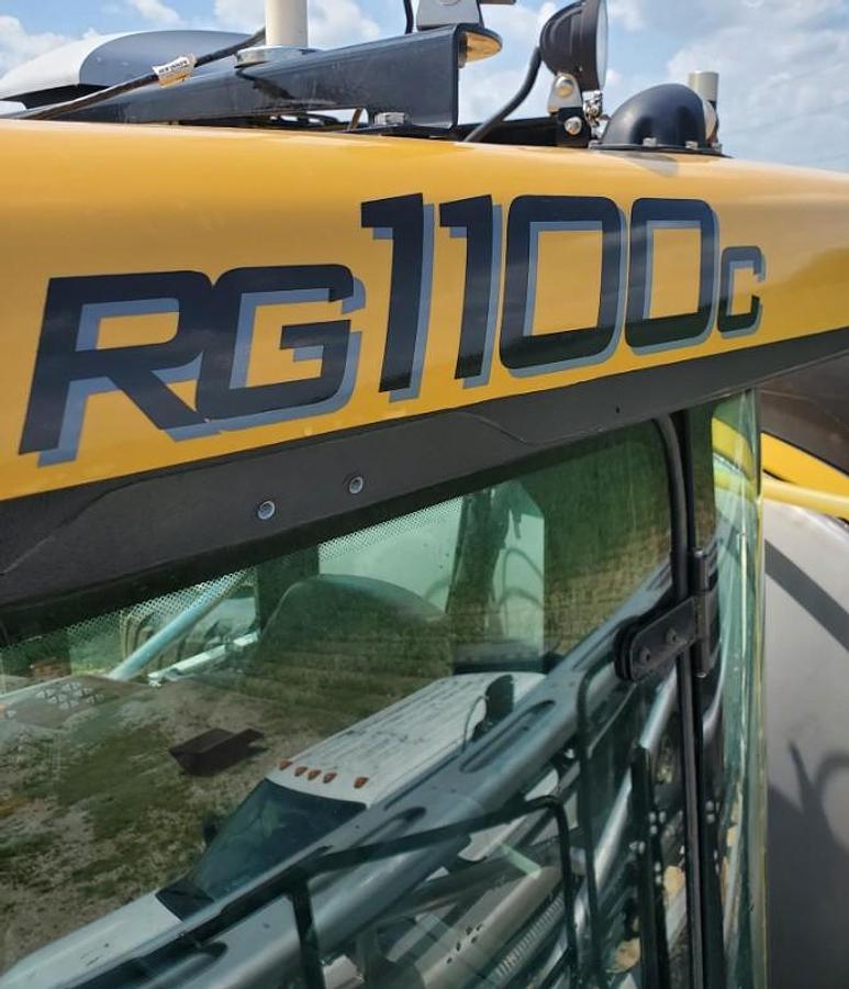 Used 2021 ROGATOR RG1100C Self-Propelled Sprayer