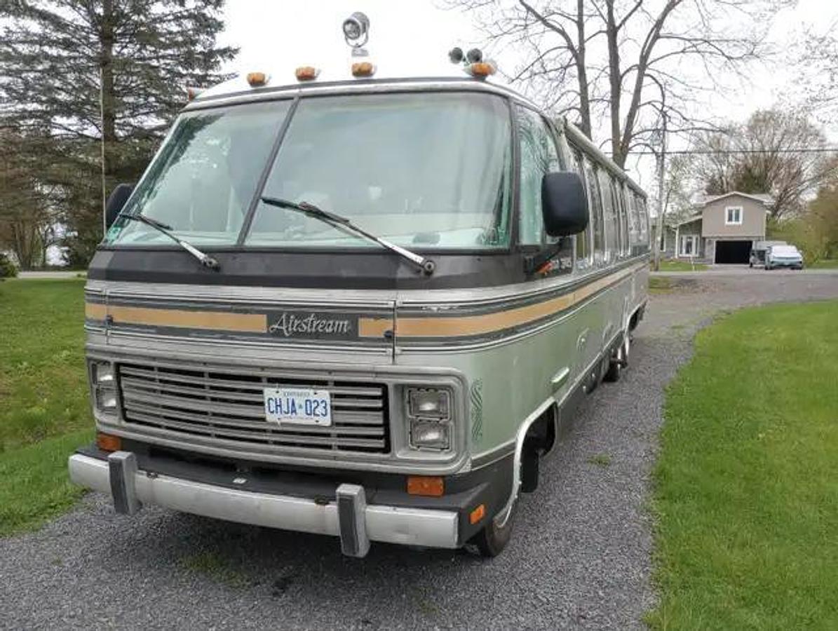 Used 1987 Airstream 34.5' Motorhome – 454 Chevrolet V8 – Automatic