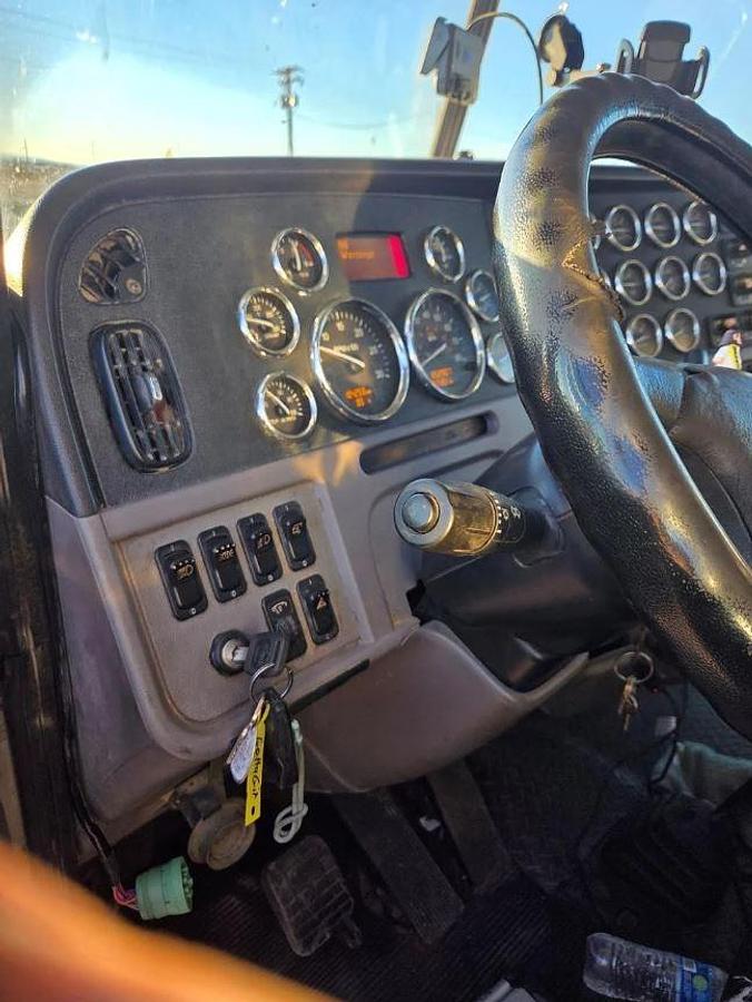 Used 2019 Peterbilt 389