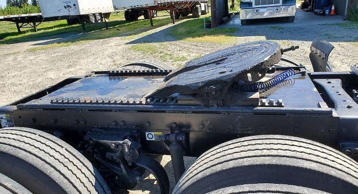 Used 2011 Peterbilt 389