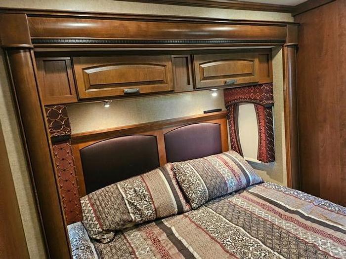 Used 2015 Jayco Seneca 37 RB