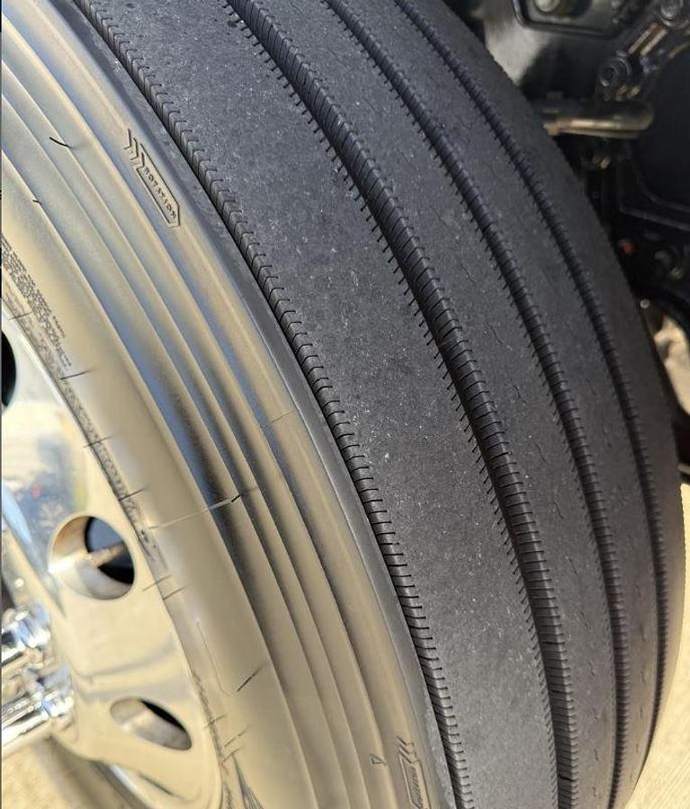 Used 2021 Kenworth W990