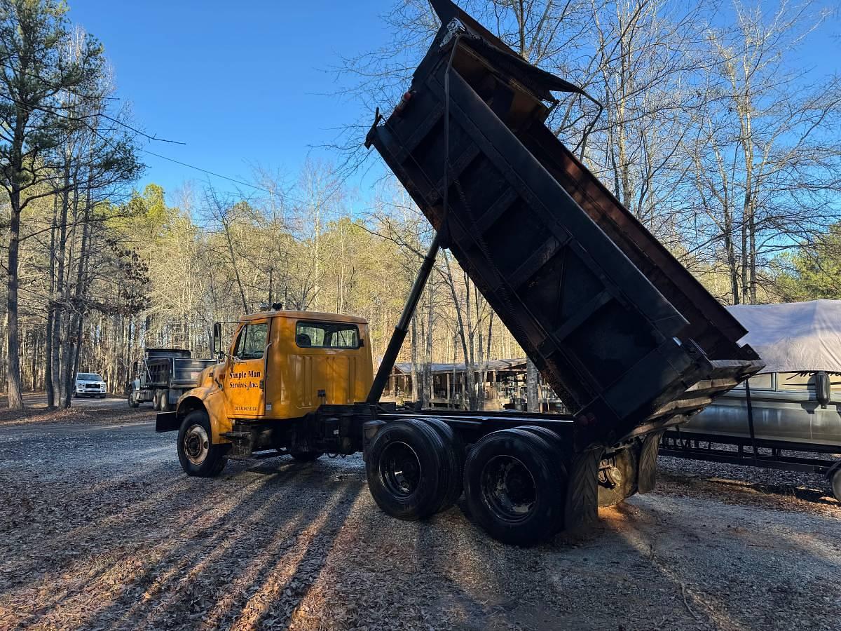 Used 2000 International 4600 Tandem Dump Truck