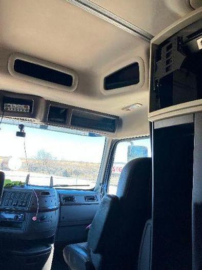 Used 2016 Volvo VNL 630 D13