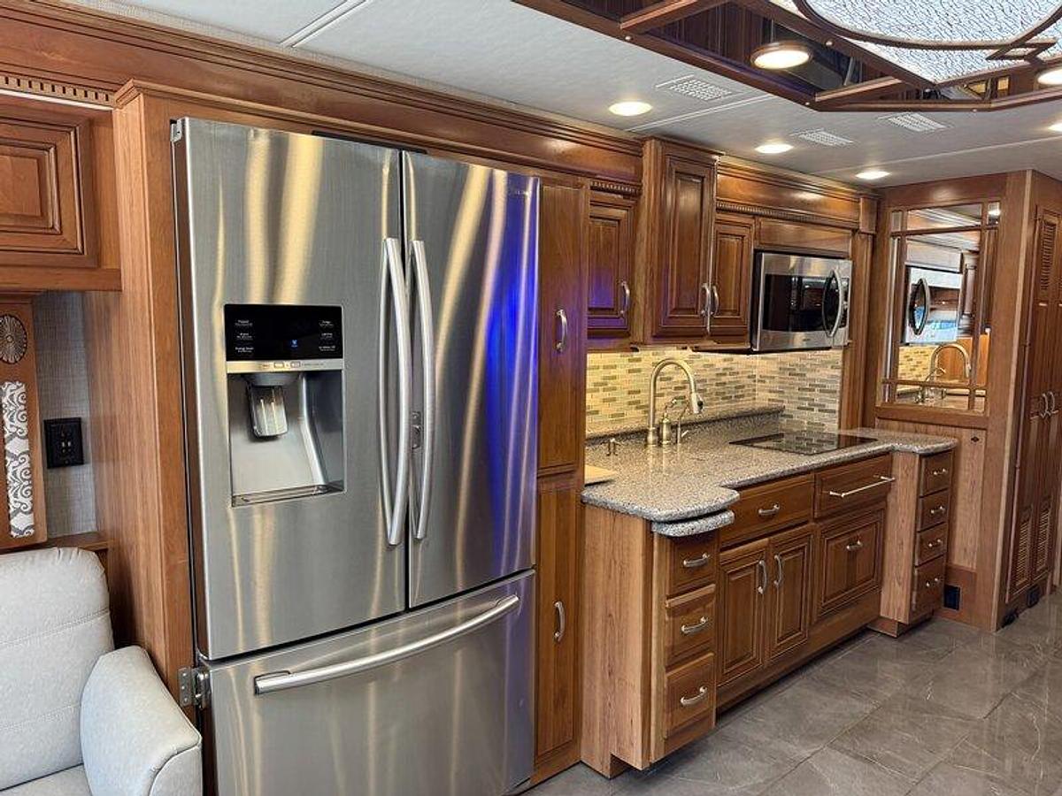 Used 2016 Entegra Anthem 42RBQ Class A Diesel Motorhome • 450 HP • King Bed • Aqua-Hot • Luxury Coach