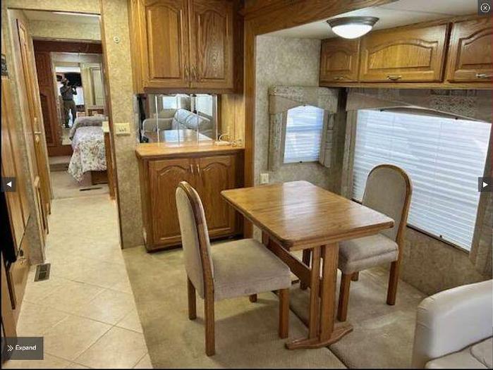 Used 2004 Travel Supreme Envoy 40DS04