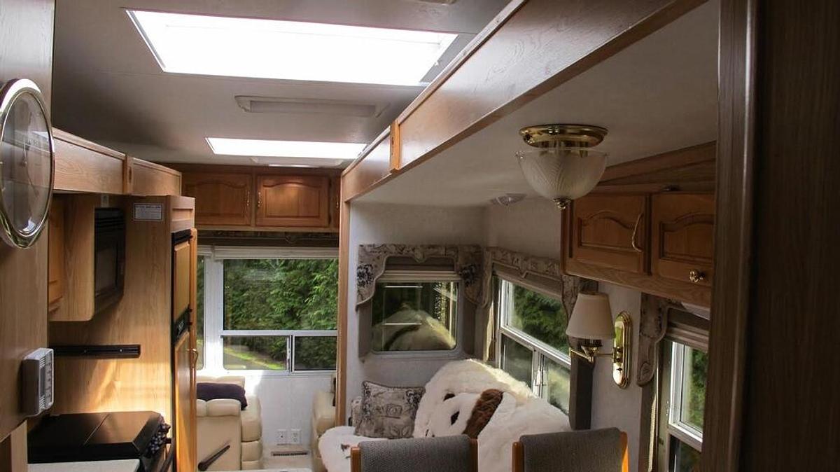 Used 2002 Citation Supreme Fifth Wheel