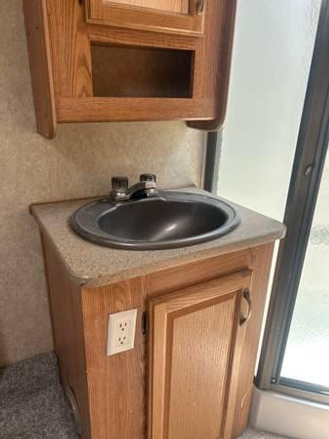 Used 2006 Forest River Sierra Fifth Wheel