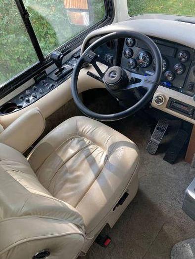 Used 2001 Fleetwood Expedition