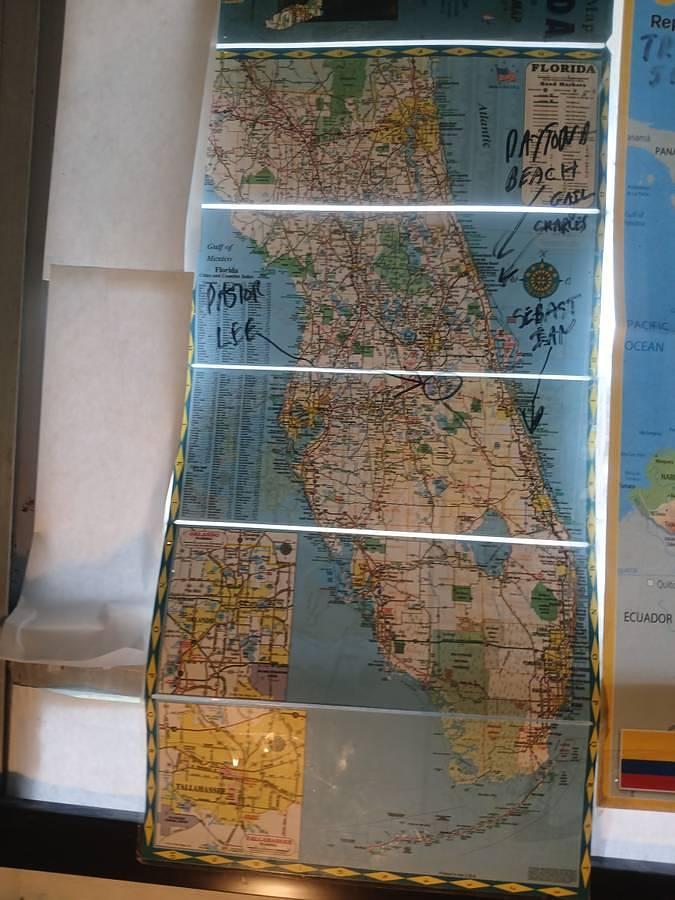 Used 2025 Coleman Lantern 17R