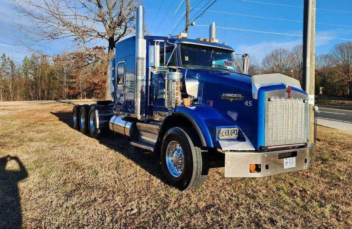 Used 2010 Kenworth T800