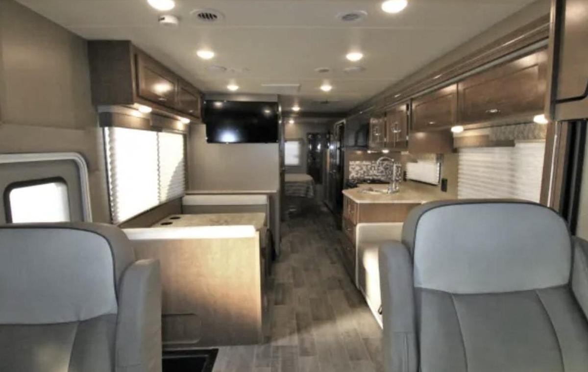 Used 2019 Winnebago Intent 29L Class A Motorhome