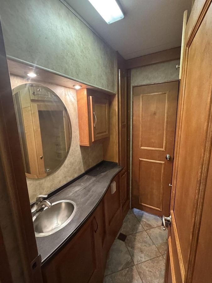Used 2007 Gulf Stream Tourmaster M-40F Class A Motorhome
