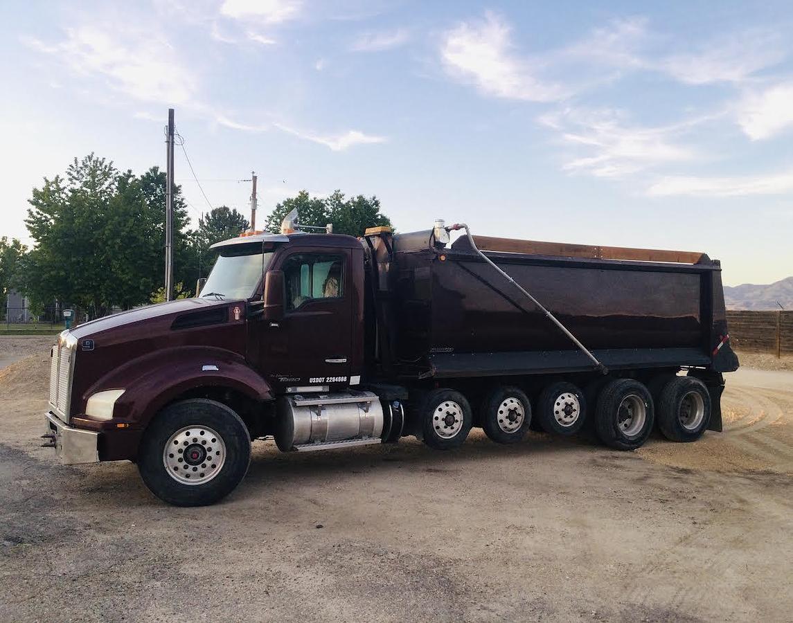 Used 2016 Kenworth T880 Five Axle Dump Truck