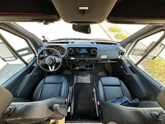 Used 2020 Forest River Sunseeker MBS 2400B