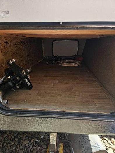 Used 2018 Coleman 215BH 23' Travel Trailer