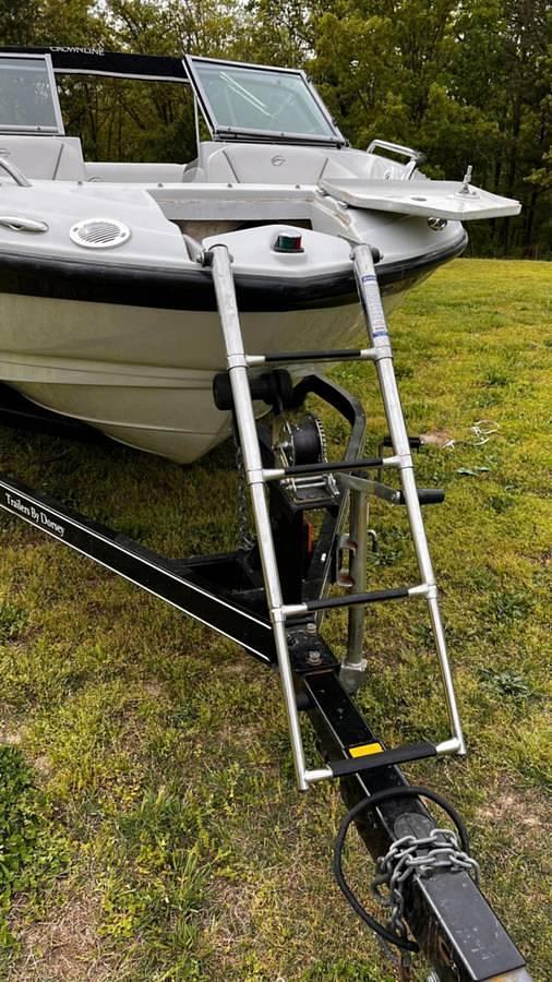 Used 2008 Crownline 305