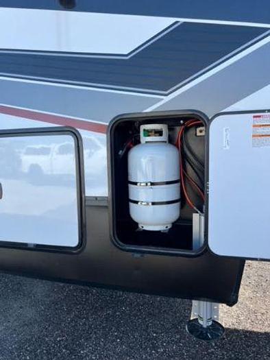 Used 2021 Grand Design Momentum M-Class 381M