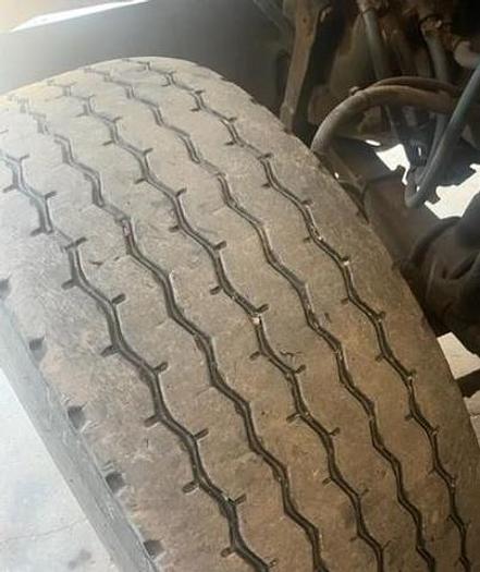 Used 2012 Freightliner Coronado 122