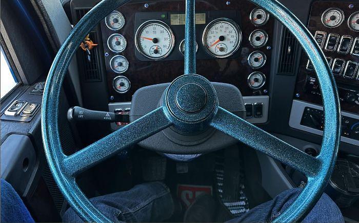 Used 2022 Freightliner Coronado 122 SD