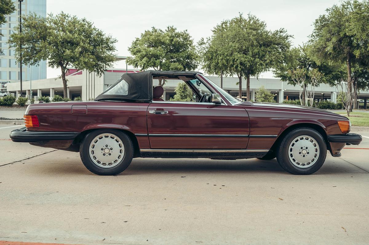 Used 1988 Mercedes Benz 560sl