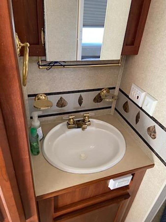 Used 2004 Jayco Granite Ridge Class C Motorhome