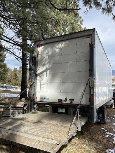 Used 2014 INTERNATIONAL Durastar 4400 Box Truck