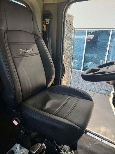 Used 2005 Peterbilt 357 Dump Truck