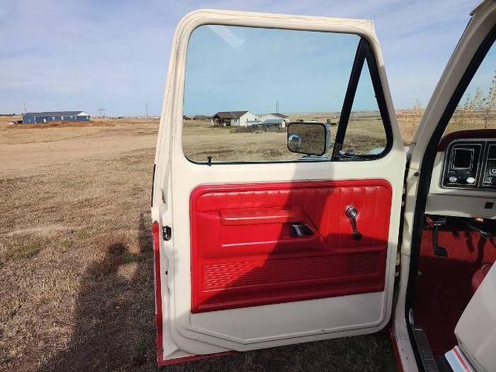 Used 1976 Ford F250 XLT Camper Special