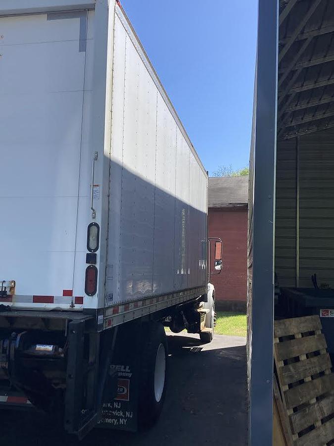 Used 2016 Freightliner M2106 Box Truck