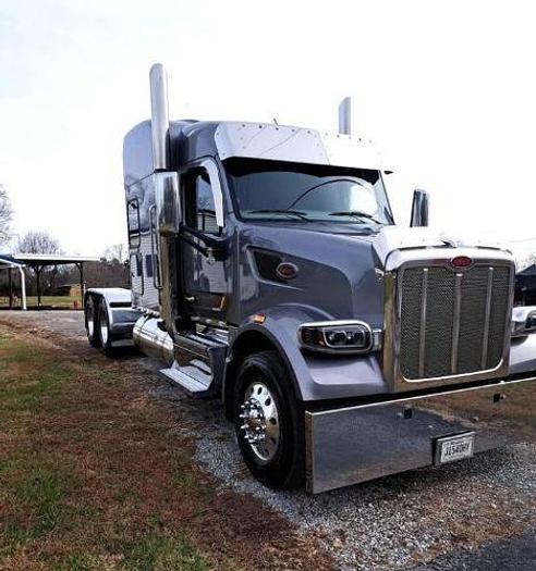 Used 2021 Peterbilt 567